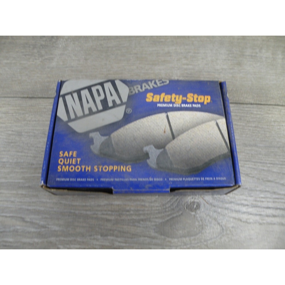 NAPA Safety-Stop Premium Disc Brake Pads SS-7441-X Made in Canada New